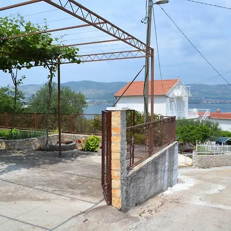 Marina Apartment *
