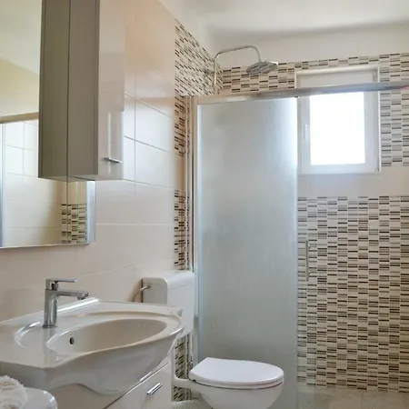 Marina Apartment *